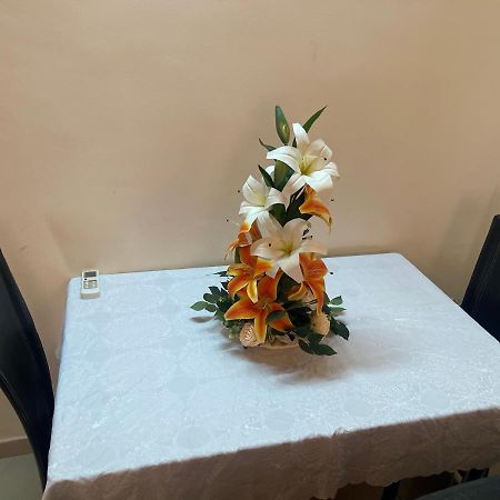 Km'S Cozy Spacious Calm Appart Meuble Yaounde Bagian luar foto